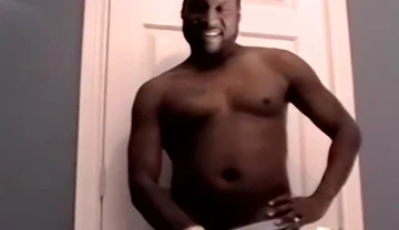 Mature homosexual receives cum in mouth after sucking BBC