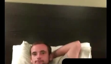 Gay amateur jerks off in his bedroom and splatters cum on his belly