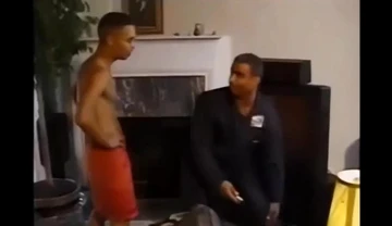 Papi Songo gives a spanish lesson