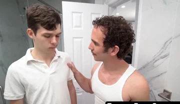 Petite Twink In Doggystyle Receives Deep Bareback Thrusts From Stepfather